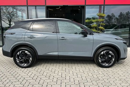 Nissan Qashqai N-Connecta Xtronic 1.3 DIG-T mHEV