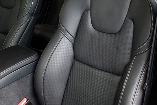 Volvo V90 T8 AWD Ultra Bright