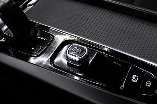 Volvo V60 B4 D Momentum Pro
