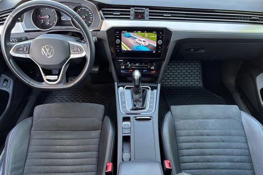 Volkswagen Passat 2.0 TDI 4Mot. DSG