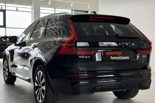 Volvo XC60 B5 B AWD Plus Dark aut