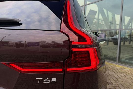 Volvo XC60 T6 Plug-In Hybrid AWD Ultra Dark