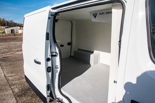 Renault Trafic L2H1 Chłodnia