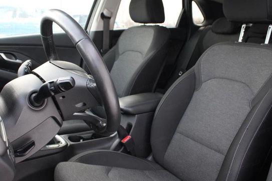 Hyundai i30 1.5 T-GDI Smart