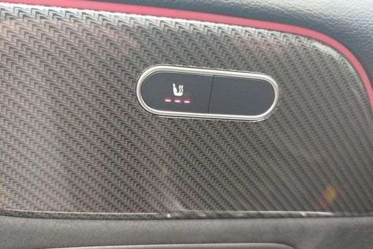 Mercedes GLB 200 AMG Line