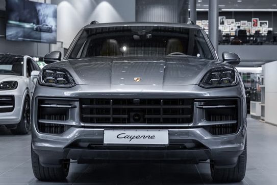 Porsche Cayenne E-Hybrid Black Edition