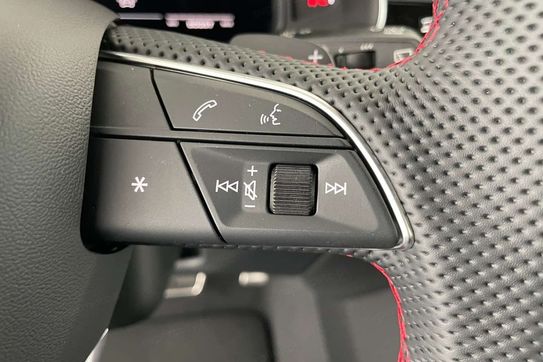 Audi Q8 SQ8 TFSI quattro