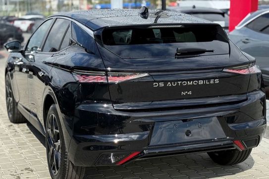 DS N°4 Pallas eDCS6 1.2 mHEV