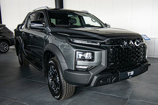 Jac T9 8AT 4x4