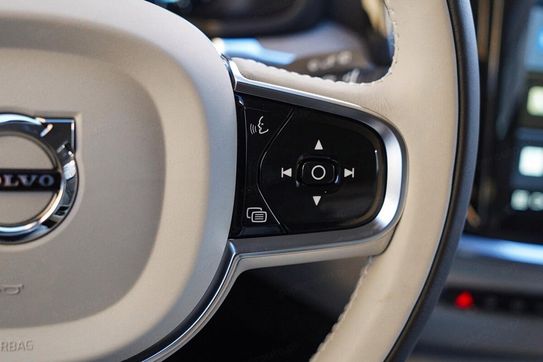 Volvo V60 B4 Plus Dark