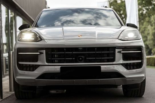 Porsche Cayenne Black Edition