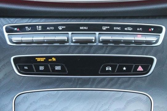 Mercedes Klasa E Kombi 220 d 4MATIC AMG Line