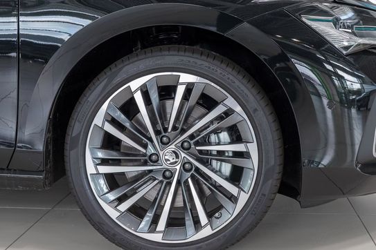 Skoda Superb L&K 2.0 TDI DSG