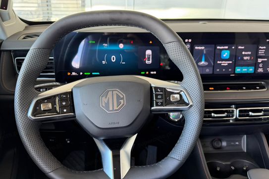 MG HS 1.5T HEV+ Exclusive