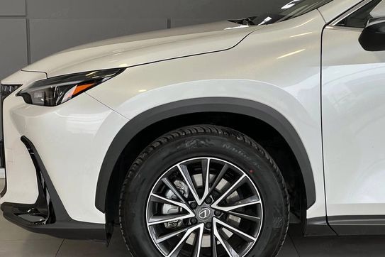 Lexus NX 350h Prestige 2WD