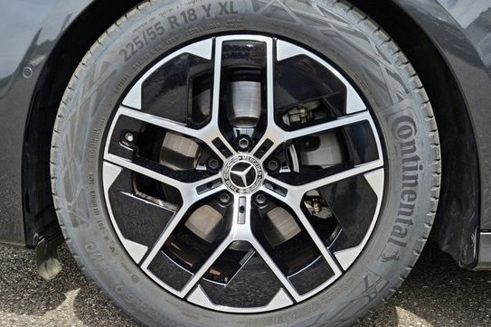 Mercedes Klasa E 220 d Avantgarde Estate