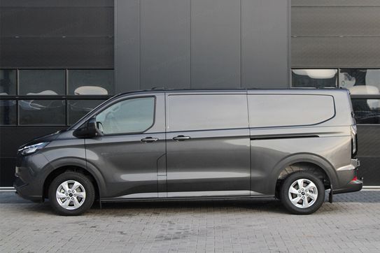 Ford Transit Custom 320 L2H1 Limited