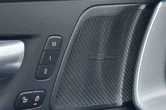 Volvo XC60 B4 B R-Design aut