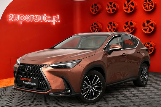 Lexus NX 450h+ AWD