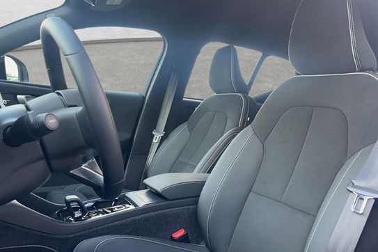 Volvo XC40 B3 Plus Dark aut