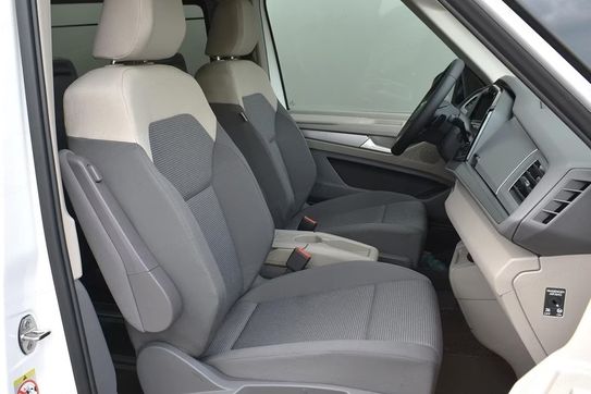 Volkswagen Multivan L2H1 Family DSG
