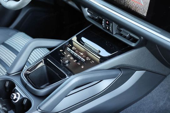 Porsche Cayenne Coupe Black Edition