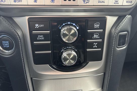 Toyota Land Cruiser LC 2.8 D-4D Invincible aut