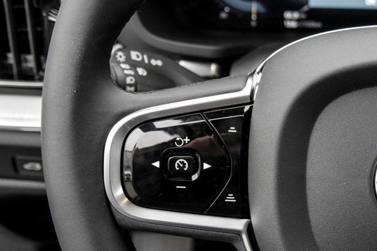 Volvo V60 B4 Plus Dark