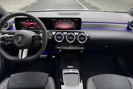 Mercedes CLA 200 AMG Line