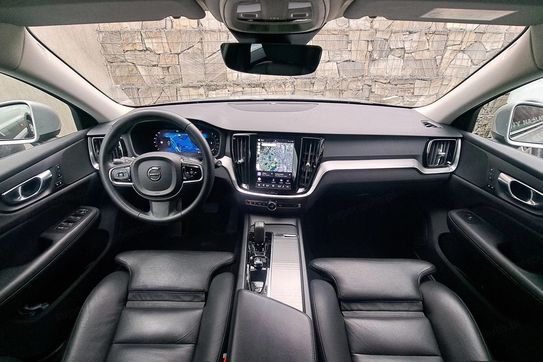 Volvo V60 CC Plus B4 D AWD aut