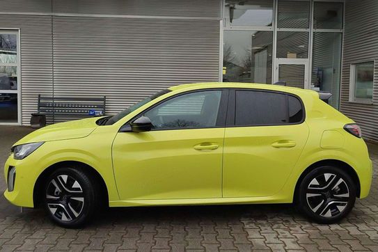 Peugeot 208 Allure e-DCS6  1.2 mHEV