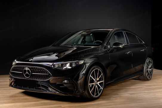 Mercedes CLA 220 4-Matic AMG Line