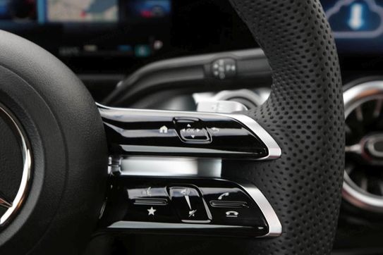 Mercedes GLB 200 AMG Line