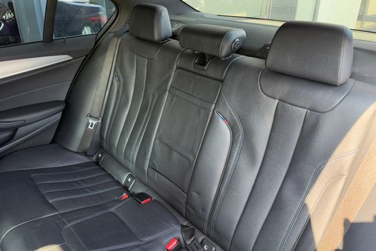 BMW Seria 5 530d xDrive M Sport