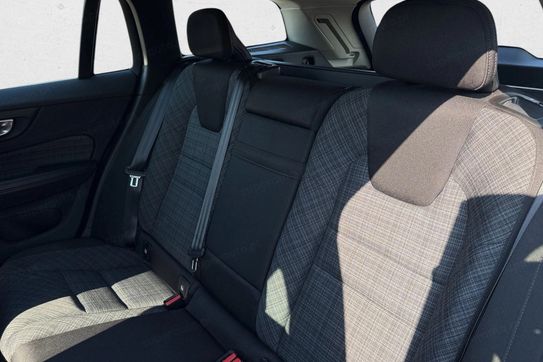 Volvo V60 B3 B Momentum Pro aut
