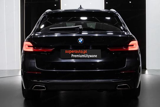 BMW Seria 5 Touring 520d Luxury Line