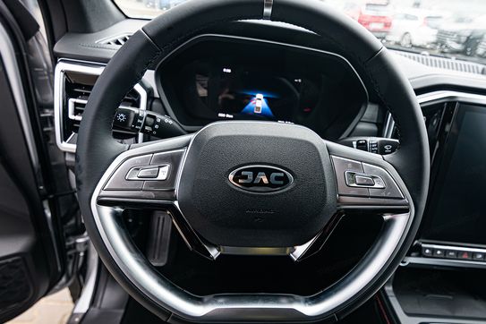 Jac T9 8AT 4x4