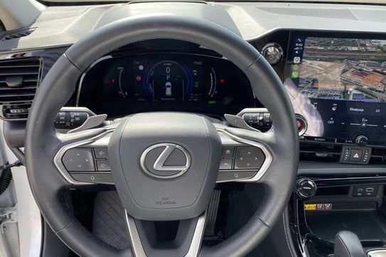 Lexus NX 450h+ Prestige AWD