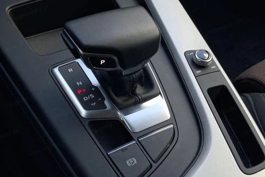Audi A4 40 TDI mHEV S tronic
