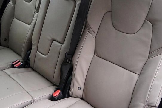 Volvo XC90 T8 AWD Plug-In Hybrid Ultra Bright 7os