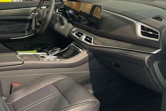 DFSK E5 Prestige 1.5  PHEV E-CVT