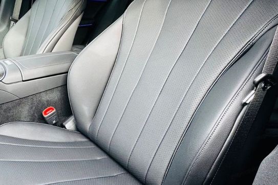Mercedes Klasa E 220 d 4-Matic AMG