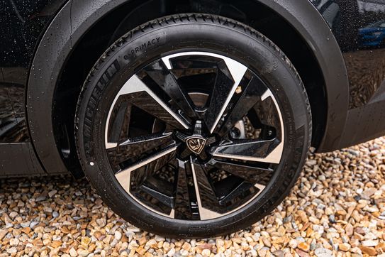 Peugeot 408 Allure e-DCS 1.2 mHEV