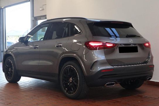 Mercedes GLA 220 4-Matic AMG Line