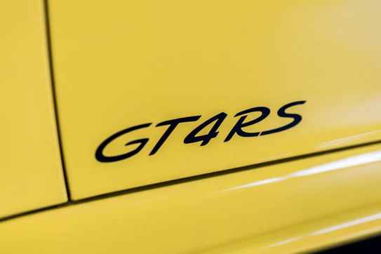 Porsche Cayman 718 Cayman GPF GT4 RS PDK