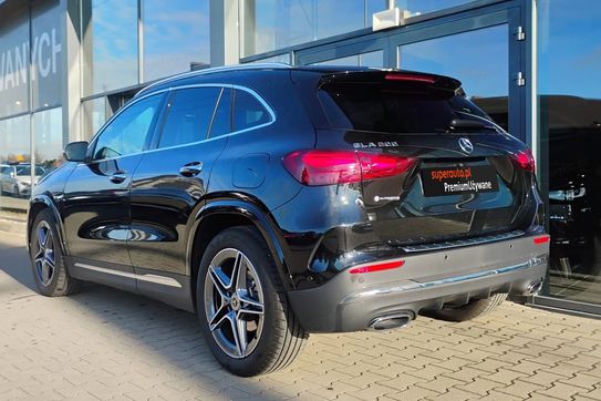 Mercedes GLA 200 mHEV AMG Line 7G-DCT