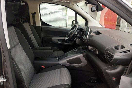 Toyota Proace City Verso Long L2H1 Family 7os AT