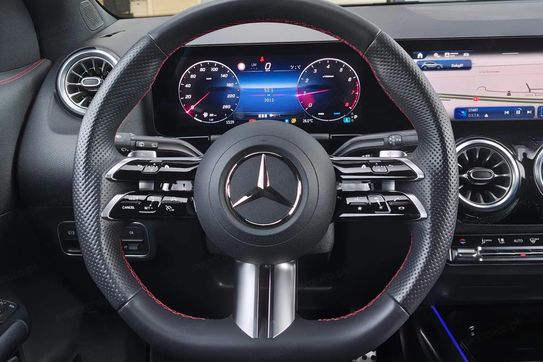 Mercedes GLA 200 mHEV AMG Line 7G-DCT