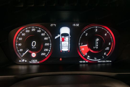 Volvo XC90 D5 AWD