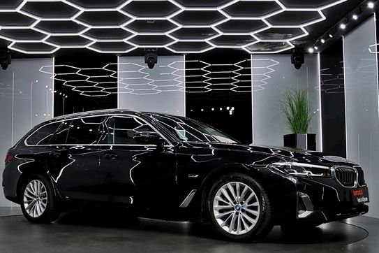 BMW Seria 5 Touring 530e Luxury Line xDrive